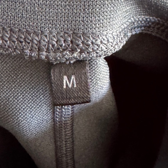 alphalete high waisted leggings M - Picture 4 of 4